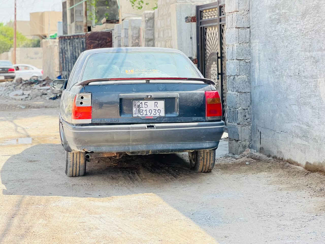 السلام عليكم اوبل اوميكا موديل 1990 رقم انكليزي سياره بسمي تحويل ثاني يوم الكير من يحمه يضرب هاف تايرات تخم جديد باتري جديد كهربائيات شغاله سياره جاهزه السعر 22 وبيها مجال شي بسيط 
الاستفسار 
***********
***********
