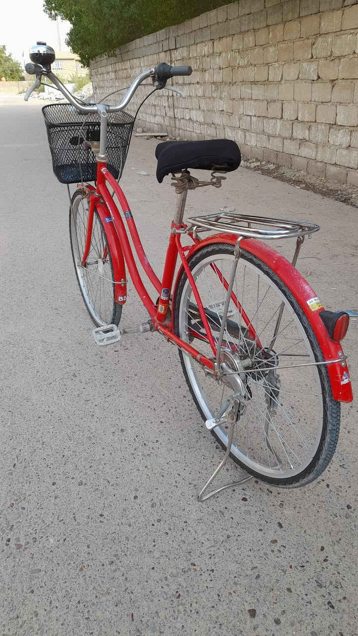 بايسكل بناتي • حجم ٢٦ • لون احمر