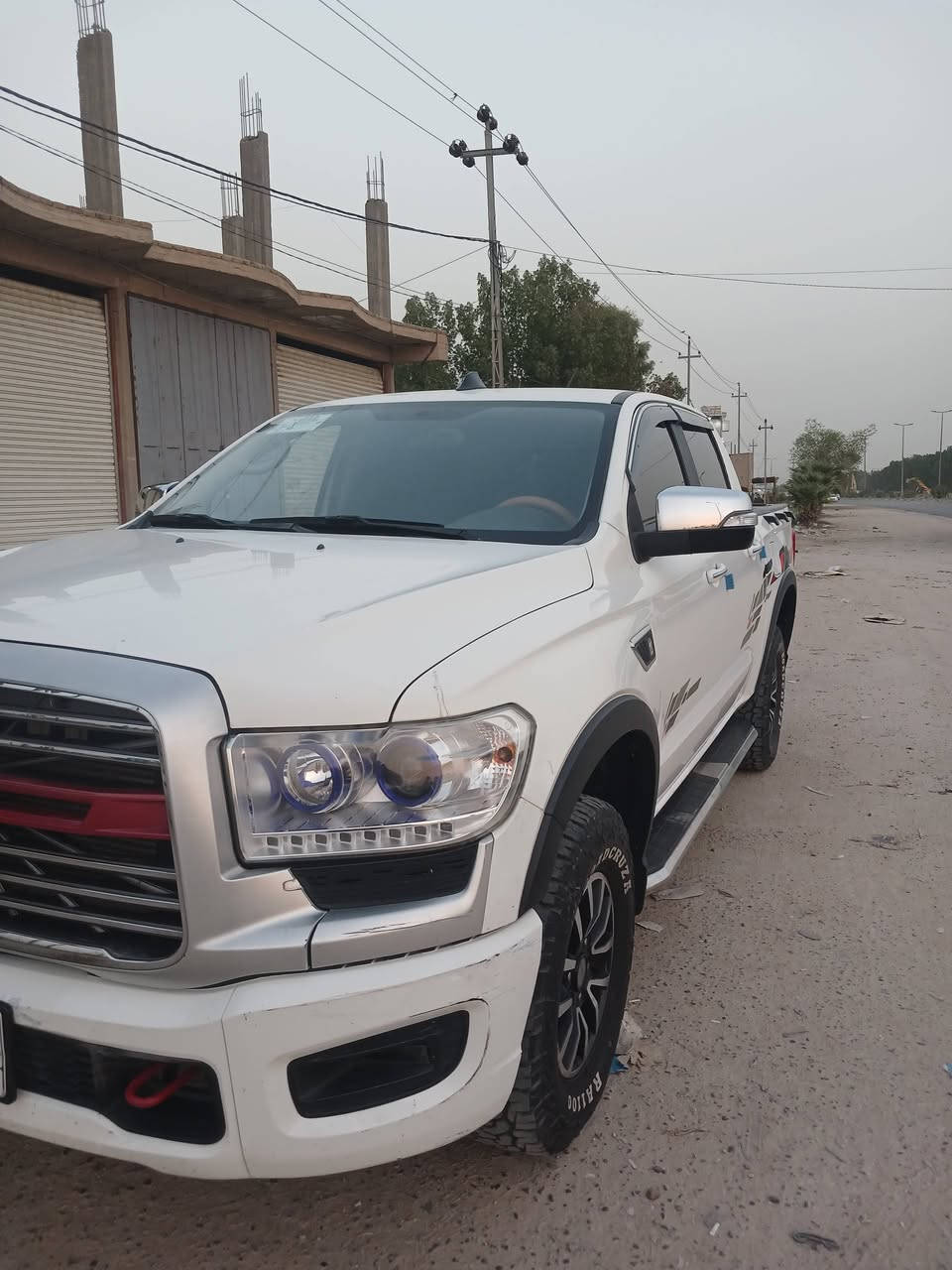 سلام عليكم بيكم فه عالي صيني تحويل مباشررقم بغداديعني حره مامطلوبه كفاله عامه مكينه مسي بوشي يباني اصل شرط برغي مامفتوح والمرغوب سبعه كير تخم تاير جبلي  جديد يعني عله ادينه فول حداديه عله شركه شرط  مواصفات مديل 2022 السعر 135 مجل بصيط النوان كربلاء رقم ‎***********
