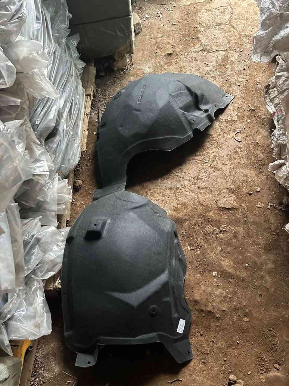 قطع غيار • جيب لاريدو • توصيل