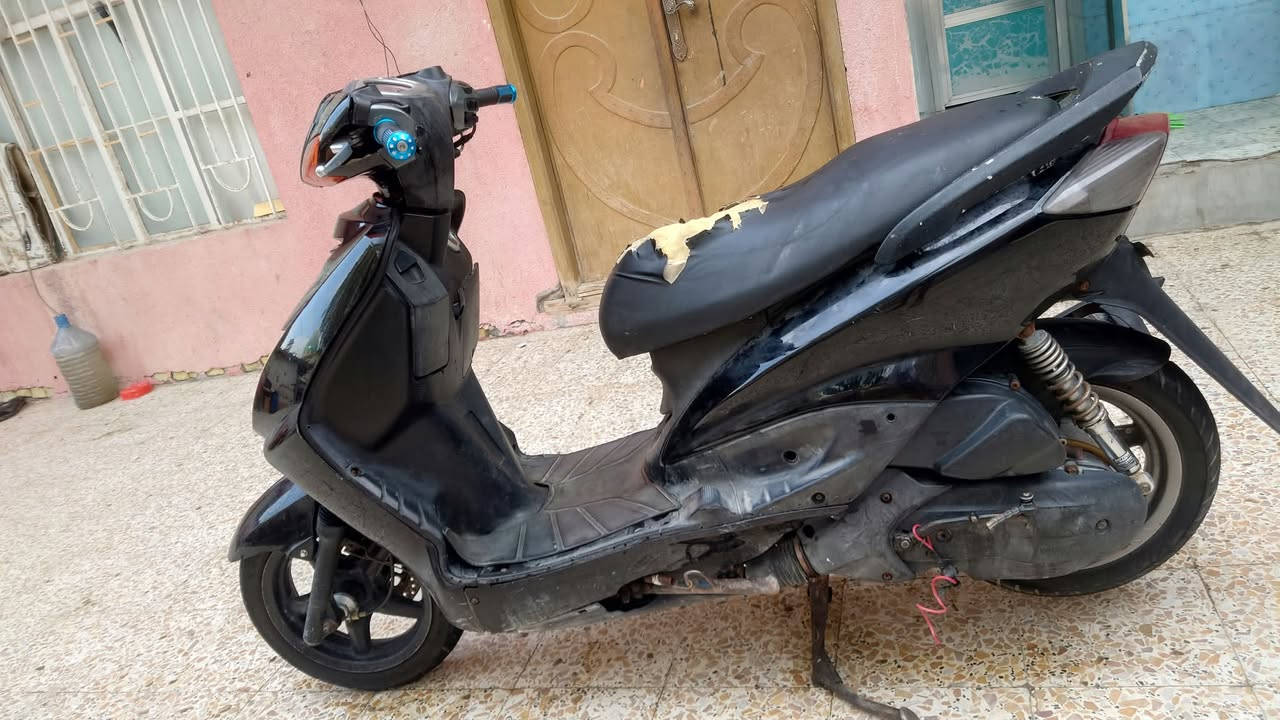 سكنس نثية • معدل • تايرات جدد