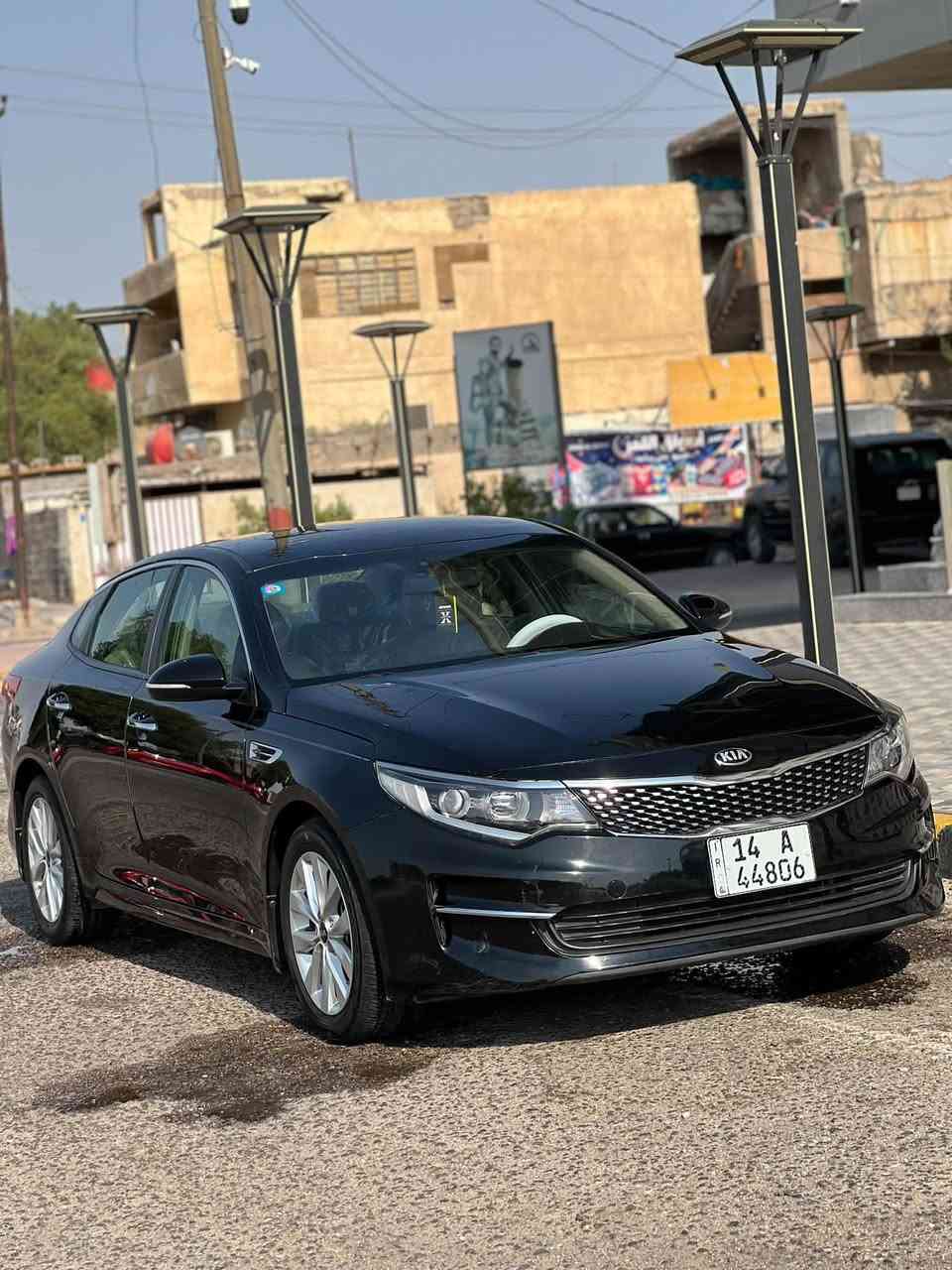 السلام عليكم
كيا اوبتيما 2018 اسود وارد امريكي رقم بصرة انكليزي ب اسمي السياره تحويل ثاني يوم  هزه جديده قبل سبوعين مسويهه ضررها بنيد ب امريكا وجاملغ خلفي بل عراق فقط مواصفات المعروفه تحكم ستيرن شاشه كبيره وهل تفاصيل سياره نضيفه ماشيه 57000ميل  جاهزه لسياره مكاني بصره غير متواجد ع الفيس هاذ رقمي ***********

السعر127

