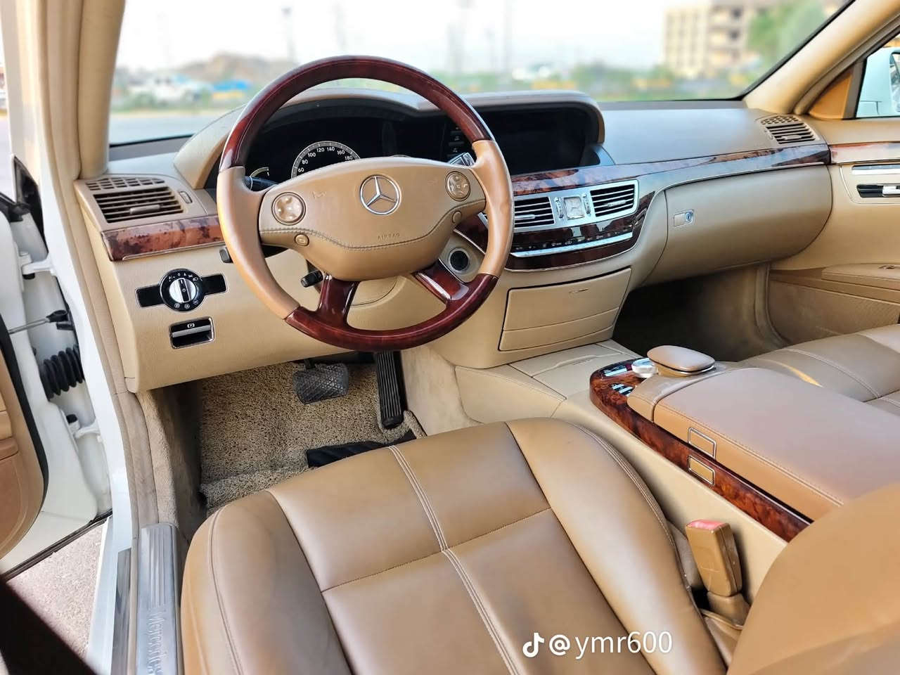 مارسيدس 2008
تحفه  S350L
حجم محرك V6
باب طويل
قطعه صبغ وحده فقط الباقي مكفول رقم بغداد تحويل ثاني يوم 
175 بيه مجال 
للاستفسار الاتصال على الرقم
***********

