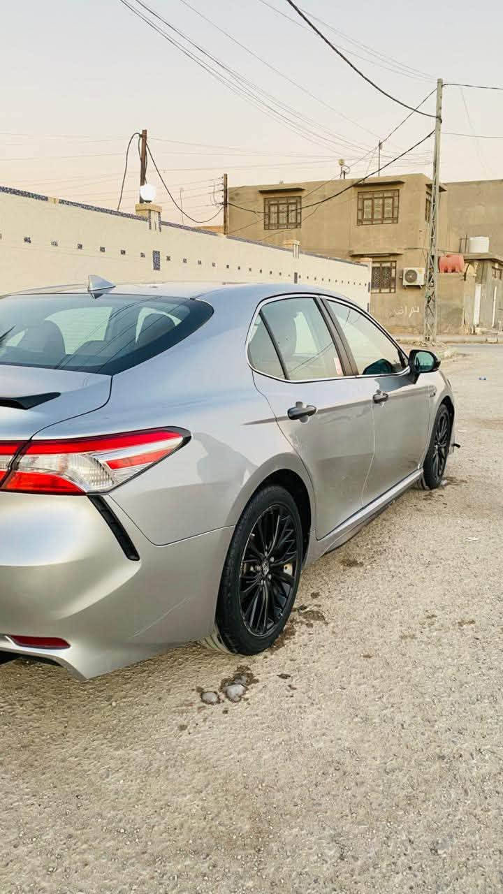 ارخص كامري للبيع في العراق كامري 2020 للبيع بسعر جوه السوك ب 155 وبيه مجال
يا الله بسم الله 
كامري موديل 2020 لون سلفر هايبرد فول مواصفات فئه اس اي بلاص 
لمتدد كشنات كهرباء شاشه كامره خلفيه مودات قياده تحكمات استيرن واهواي مواصفات ما تخلص 
رقم بغداد  الإنكليزي الجديد رقم مميز 
وحادثه باب وجاملغ وبنيد بدون لغد وشاصي 
كير محرك كفاله وضع شركه 
وهاي الرقم للتواصل مكانه سماوه 
***********
