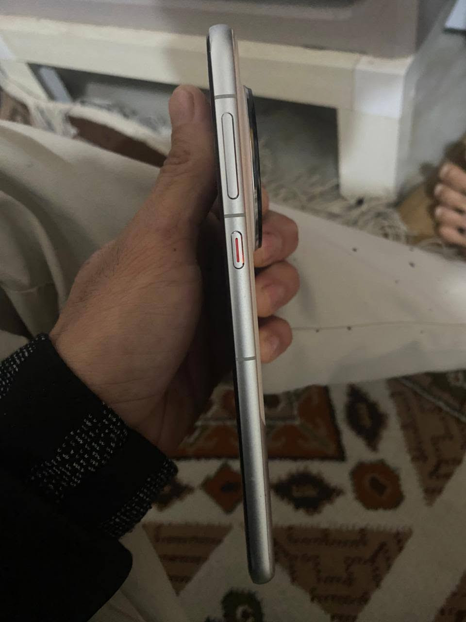 السلام عليكم
هواوي ميت 60 برو 
ذاكره 1 تييره
بدون ملحقات الجهاز يجي بنضام هارموني أخر تحديث 
السعر ٦٥٠ 
مكاني العماره ولا يوجد توصيل 
للتواصل *********** واتساب

نص مكتوب في الصور:
- 05:42
- حول هذا الجهاز
- HarmonyOS
- 6.0.0.130 SP15
- التحقق من وجود تحديثات
- اسم الجهاز
- 00964********06-Mate 60 Pro
- اسم الطراز
- HUAWEI Mate 60 Pro
- رقم الطراز
- ALN-AL80
- إصدار نظام HarmonyOS
- 6.0.0
- إصدار النظام
- 6.0.0.130
- (SP15C00E130R4P12patch02)
- الرقم التسلسلي
- 2MM02239***********768063745766