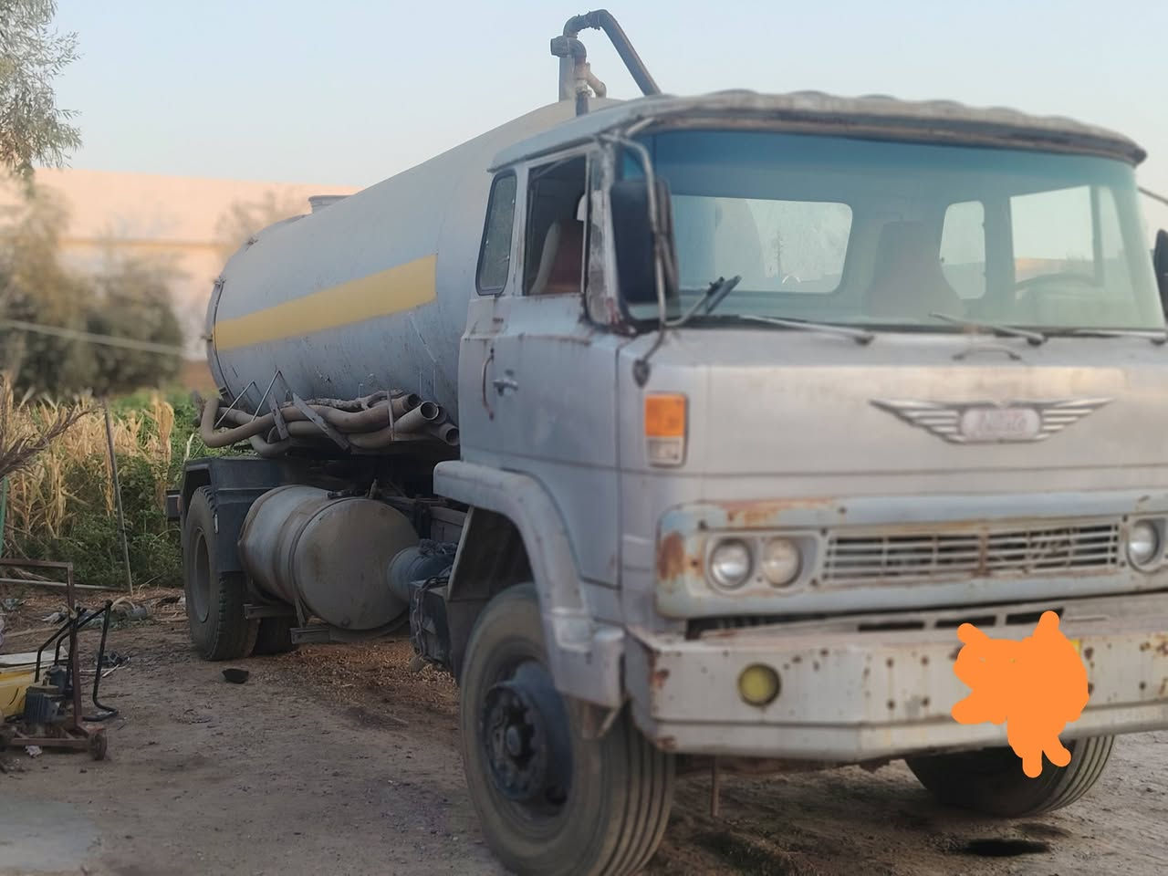 السلام عليكم  هينو تنكر سحب مياه ثقيله تانكي مغلون اصلي للبيع موديل 80
رقم سليمانيه
للاستفسار الاتصال بل رقم***********
