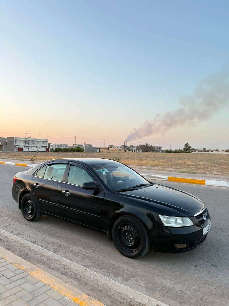السلام عليكم للبيع 
هونداي سوناتا 2006 وارد أمريكي رقم  بغداد دولي باسمي سنويه و هزه و ارقام كله جديده شرط تحويل ثاني يوم محرك V6 محرك و كير مكفولات تخم تاير جديد صدر خلفي و امامي جديد باتري جديد السياره بيهاا جاملغ خلفي صبغ مال امريكا بدون قطرة دواخل  السياره جديده و مال جناي شرط ترايهاا زيرو وين ما يعجبك اطلع بيهاا 
المكان صلاح الدين 
السعر 75 وبيهاا مجال للطيبين  و اعتذر عن الاقساط و الوعده و اللي يحب تفاصيل اكثر الاتصال على الرقم 
***********
***********
