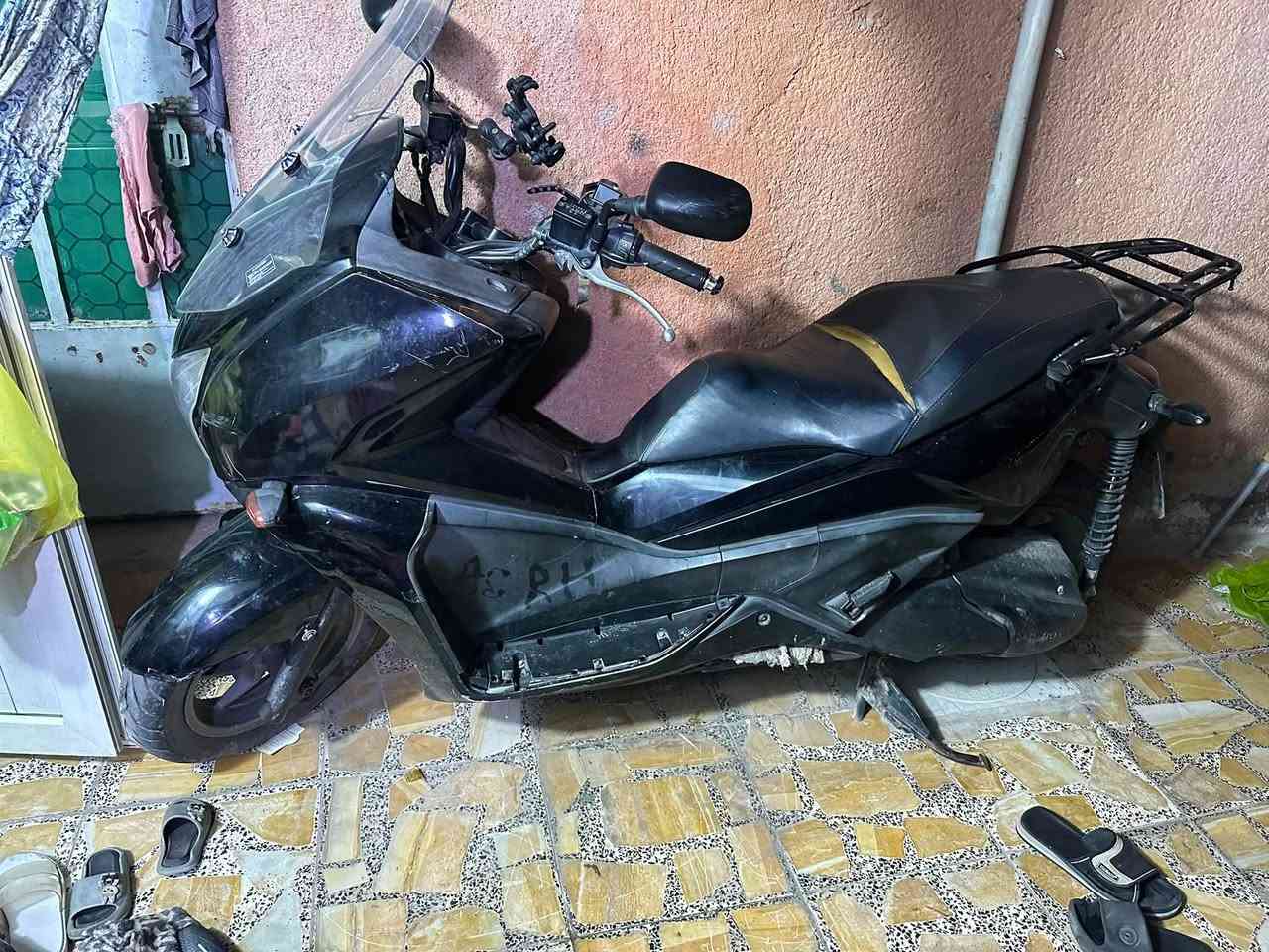 للبيع فاز ستفسار على رقم ***********.   سعر ١٢٠٠الف

