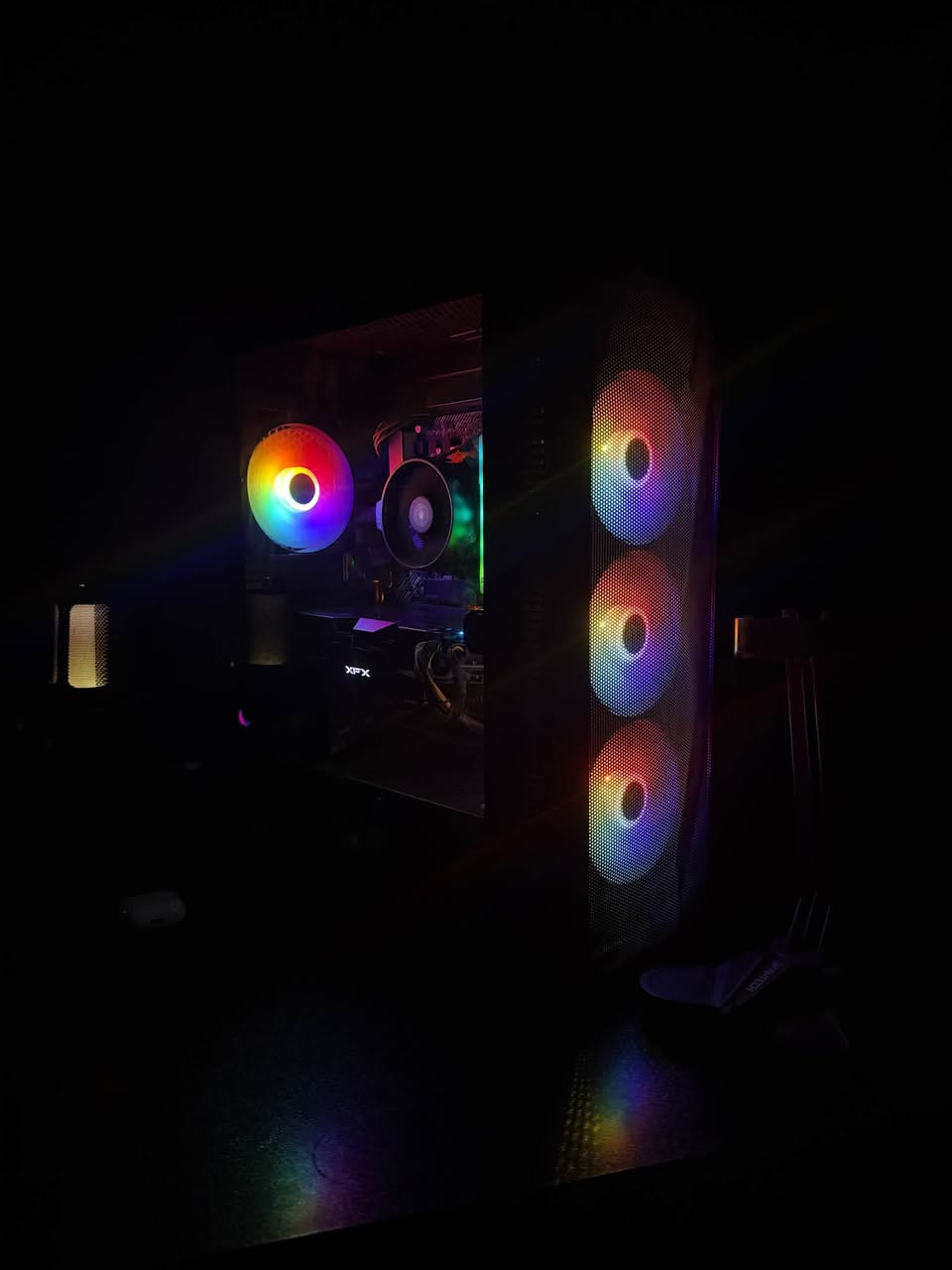 RX 5700XT • R5 5500 • رام 16 جيجا