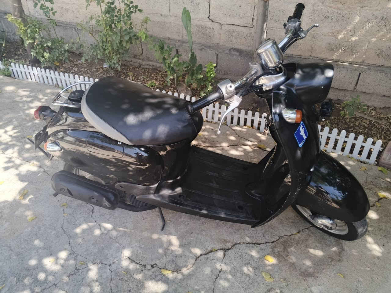 السلام عليكم عبد الحليم فحل للبيع الماطور مثل ماواضح بصوره كهربائيات كلها شغاله كبريتر بلادي الماطور معدل ٦٠ السعر ٤٥٠ عنوان كركوك رقم ***********  يرادله بس باتري
