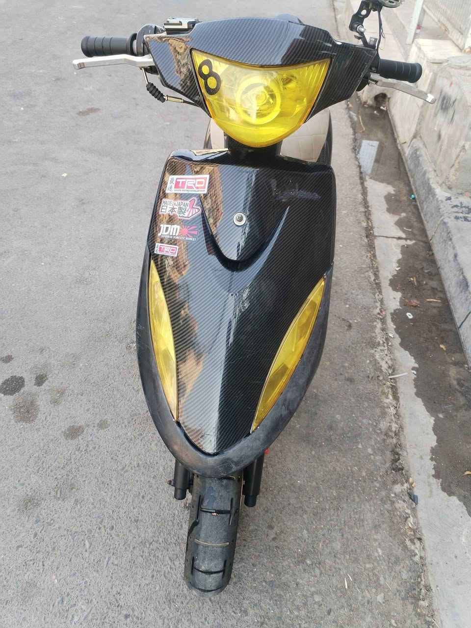 السعر 600
🏍️ دراجة ماكس عدلة للبيع

🔧 المواصفات والتعديلات:
• بوشة 55 شلعلة / معدلة
• ويلات رياضي
• سلف رياضي
• عينة إلكترونية
• عمبار بريك رياضي
• تايرات جديدة
• كفرات كاربون فايبر
• دبل رياضي
• صندوك لايت
• بك لايت
• سكنات عينة

⚙️ حالة الدراجة:
• شغالة وكلشي بيها تمام
• نقصها فقط باتري تعبان
• اللاشاير ما يشتغلن

📍 الموقع: البصرة
📞 للتواصل: ***********
