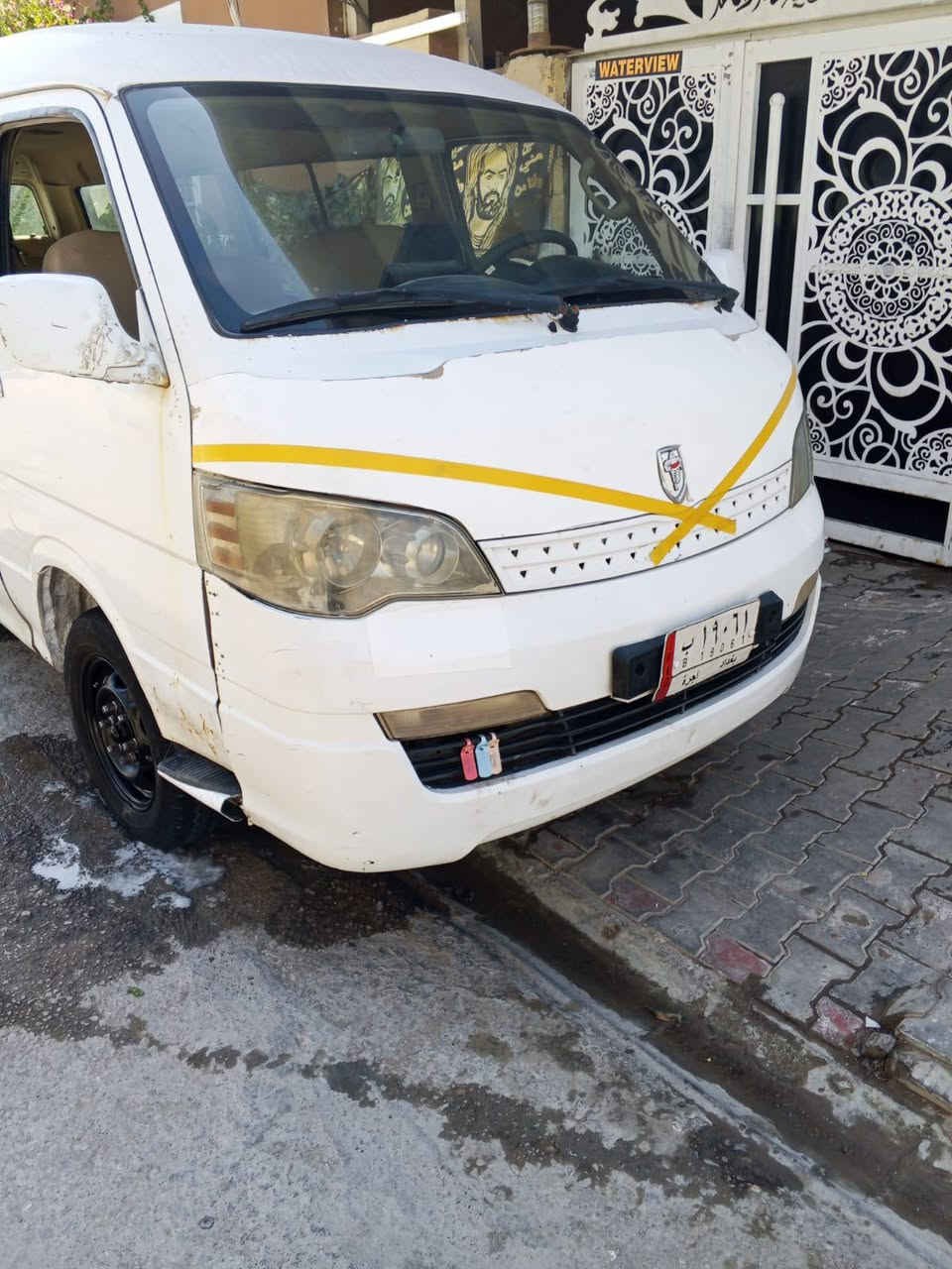 جنبي موديل ٢٠١٤ سنويه عظم عاج سياره مامشتغله بلشارع غير خط الطلاب  بلاديه ماعدا طخه زغيره بلربع الصفحه الطويله وشويه ملاحظات جهة باب السلايت والجنطه مصبوغه كهربائيات كولهه شغاله حداديه جديده عينه وصينيه جدد  دوشمه نحله جديده سياره جاهزه للعمل السياره بسم مواطن من بغداد ماعليهه اشارة حجز السعر ٣٢ وبيهه مجال قليل
***********
