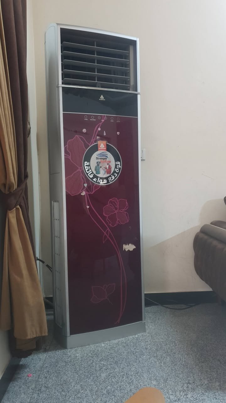 سبلت عدد / ٢
١. سبلت الحافظ حجم ٣ طن سنكل فيز 
٢. سبلت بناسونك ماليزي اصلي تبريد فقط حجم ٢ طن 
الجادي يدخلي خاص او الاتصال على الرقم 
***********
