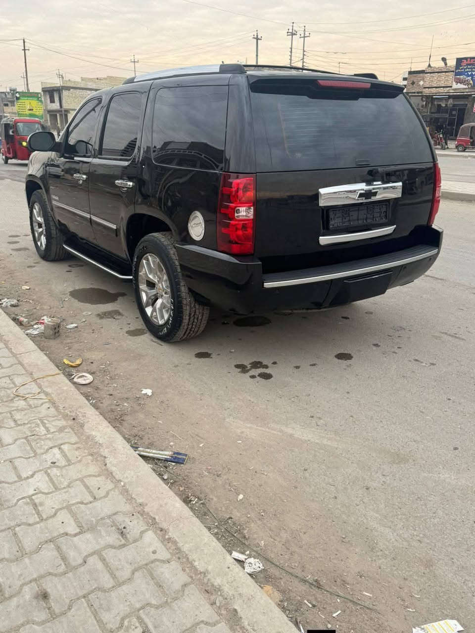 تاهودخول جديد كص قماره
دخول جديد
الموديل: 2009 
المواصفات 
LTZ  فول فول 
مقاعد جلد 
داخل عسلي 
ويل كب 
20
دلعه كهربائيه 
———————————
أدوات أدوات ادوات
———————————
السعر 48وبيها  مجال 
البيع فقط بدون مراوس 
اي استفسار لتصال
***********
‏‪***********‬‏
مكان السياره بغدااد
