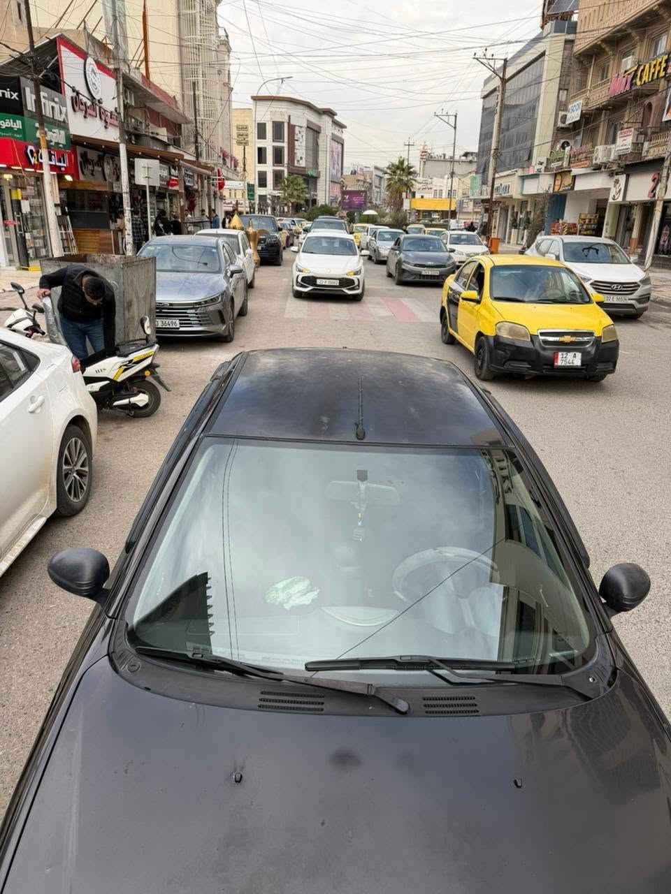 برتون جين ٢  ٢٠٠٩
كير اوتوماتيك سيارة جاهزة كير ومحرك وتبريد شرط 
محرك ١٦ صبغ بابين فقط 
السيارة بأسمي 
السعر ٥٦ وبيها مجال
*********** 
الموصل الزهور دورة العبادي
