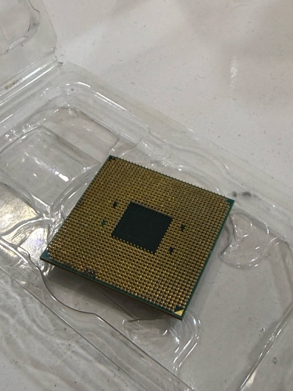 قطع PC للبيع دفعة وحدة ابيعهن سوه فقط — السعر 340 ألف دينار وبيه مجال بسيط

• كارت شاشة GTX 1660 Ti 6GB pnyبمروحتين
• معالج Ryzen 3 3200G — بدون مروحة
• رامات TeamGroup 16GB (2×8) DDR4 بسرعة 2666MHz
• كيبورد ميكانيكي AULA WIND F2088 ويا علبته

الصور حقيقية للقطع الموجودة. البيع للقطع الأربع فقط، مو تجميعة كاملة.
، للاستفسار راسلني خاص مكاني بغداد