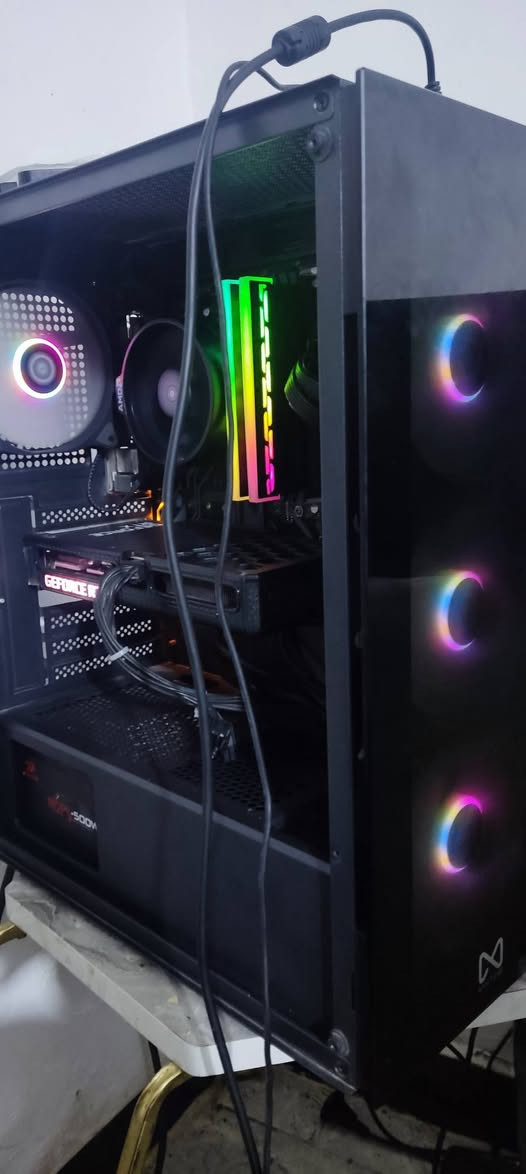 Pc للبيع
كارت شاشه:RTX 3060 G12

معالج: ryzen5 5500

باورسبلا 500

RAM 16 gb ddr4 3200 RGB
 ssd 240
HDD 512

M.B :450m
حاسبه نضيف جدا كارت كارتونته موجوده ممفتوح
 مكاني بغداد شعب 
800 وبيها مجال
رقم ***********
