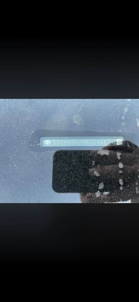 بسم الله الرحمن الرحيم

🚙 هايلندر 2022 للبيع – بغداد

🔹 المواصفات: 4 سلندر هاي برد 
🔹 اللون: حبري 🔵
🔹 السعر: 23,000 دولار 💵
🔹 العداد: 200 ألف كم
🔹 7 راكب – صف ثالث

المواصفات والتجهيزات:
• بصمة تشغيل
• بصمة أبواب – دخول ذكي
• كشنات جلد
• كشنات كهرباء
• كشنات تدفئة
• تشغيل عن بُعد
• دفع رباعي 4×4
• Drive Modes: Sport / Normal / Eco
• Snow Mode
• نظام نزول المنحدرات
• مانع انزلاق Traction Control
• بريك كهربائي + Auto Hold
• عداد ديجتال
• ستائر خلفية
• صندوق كهربائي
• رادار نقطة عمياء جانبي
• رادار الخروج عن المسار
• رادار مانع تصادم أمامي
• رادار خلفي
• إضاءة LED
• شاحن لاسلكي للجوال
• شاشة كبيرة
• USB و Type-C
• نظام ملاحة Navigation
• تحكم ستيرن وأوامر صوتية
• فتحة سقف
• تبريد 3 مناطق

⚠️ الحادث: جاملغ أيمن، بدون إيرباك.

📞 للاستفسار: ***********
