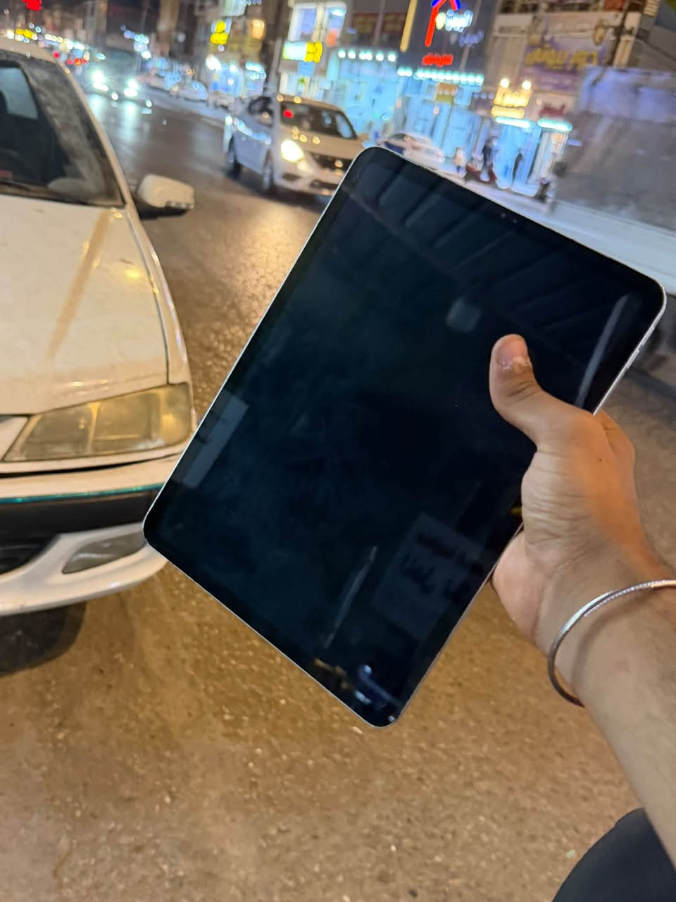 آيباد ١١ برو M2 • ١٢٨ • نجف