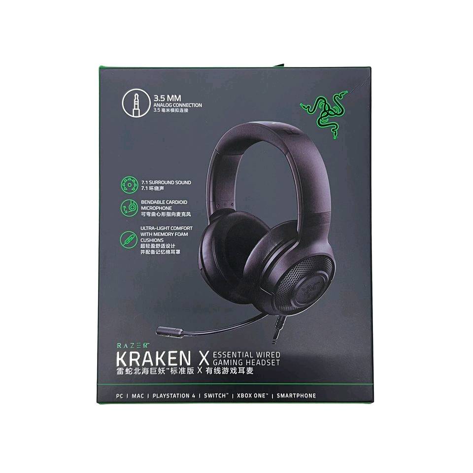 🎧🔥 Razer Kraken X – خفة ما تحس فيها وصوت يخليك وسط اللعبة!

صوت محيطي 7.1 🎯، ميكروفون واضح 💬، ووسائد أذن مريحة 👓

متوافقة مع كل أجهزتك 📱💻🎮

استعد للغوص في تجربة لعب لا تُنسى!

سماعة رأس فائقة الخفة مصممة لجلسات الألعاب الطويلة والمريحة.

تتميز بتصميم خفيف الوزن للغاية بوزن 230 جرامًا فقط مع وسائد أذن من إسفنج الذاكرة لتمنح راحة مثالية أثناء اللعب لساعات دون إحساس بالثقل.

توفر تقنية الصوت المحيطي 7.1 تجربة صوتية غامرة مع تحديد موضعي دقيق للأصوات، للتعرف على اتجاهات الخصوم بدقة أثناء اللعب.

مزودة بمحركات صوتية مقاس 40 مم مضبوطة حسب الطلب لتقديم صوت قوي وواضح مع جهير عميق وغامر يمنح تجربة صوت واقعية ومفعمة بالتفاصيل.

يأتي الميكروفون القلبي الشكل القابل للطي بتصميم مرن قادر على عزل الضوضاء المحيطة من الخلف والجوانب، ليمنح صوتًا واضحًا في التواصل داخل الألعاب أو أثناء المحادثات.

تحتوي على قنوات مخفية مخصصة للنظارات تعمل على تقليل الضغط حول العينين وتوفير راحة إضافية لمستخدمي النظارات.

عصابة رأس قابلة للتعديل مع وسائد أذن بيضاوية الشكل تضمن ملاءمة مثالية ومتانة عالية مع الاستخدام اليومي المستمر.

اتصال تناظري 3.5 مم متوافق مع الكمبيوتر، بلاي ستيشن 4، نينتندو سويتش، إكس بوكس ون™، والهواتف الذكية.

مصممة بعناية لتجمع بين الراحة، الأداء العالي، والجودة الفائقة التي تشتهر بها RAZER.

للاستمتاع بتجربة ألعاب واقعية وغامرة مع Razer Kraken X – الخفة التي لا تُشعر، والصوت الذي لا يُنسى.

​✨ للطلب أو الاستفسار:
تواصل معنا عبر الرسائل الخاصة (DM) 📩
أو عبر حساباتنا (إنستغرام، فيسبوك، تيك توك): @shopsonyiq
📱 واتساب: ***********
​💰 السعر: [40 الف 
🚚 التوصيل: مجاني لجميع محافظات العراق 🇮🇶
