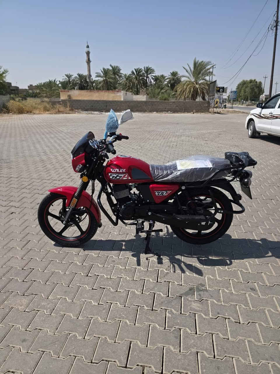 موطور دايوان للبيع موديل 26 بعدو صفر صفر مستخدم خمس ايام فقط السعر 1700 وبيه مجال بسيط للأستفسار اتصل ***********
