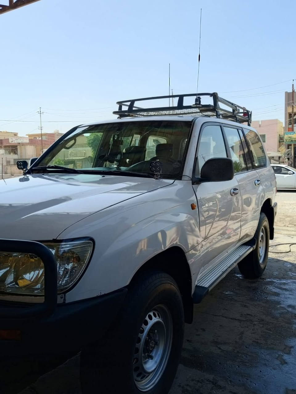 لاندكروز مونيكان موديل 2000 فول عادي السيارة بانزين وبيها غاز 80 لتر السيارة جاهزة خير من الله مكانها بغداد الزعفرانية
بسم ولد من اهل الكوت السعر 120 ورقة
***********
