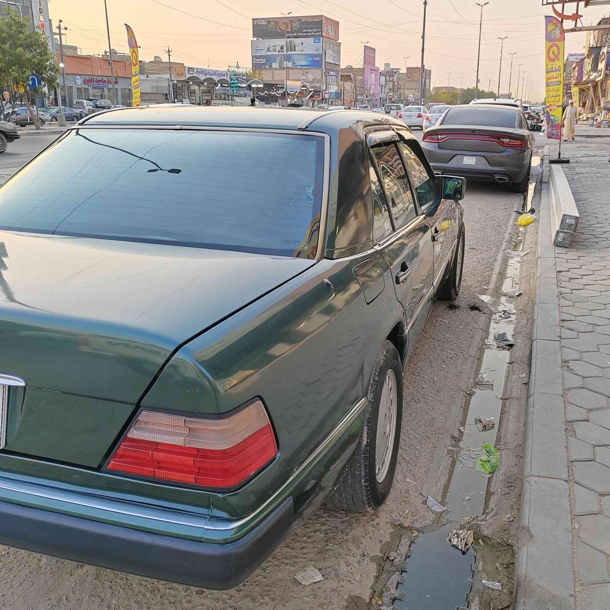 مارسدس بيبي دب موديل ١٩٩٣
مجدده جديد من كل النواحي مال جناي
مكينه vvt 2500 جاهزه مجهزه من كل النواحي
تبريد ثلج ويه السويج سنتر لوك ريمونت
السياره فئة الاكانس بلاد بيبي دب صبغ درجه اولئ
السعر ٦٨ وبيها مجال للشراي
للاستفسار واتساب ***********
مكان السياره نجف
