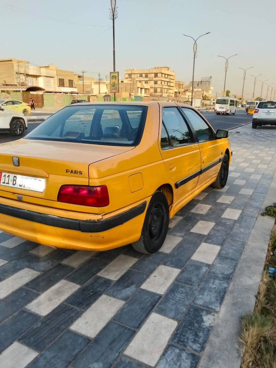 سلام عليكم🙋🏻‍♂️
للبيع  بيجو    2011💛

سياره  مكينه وكير كفاله
مكفوله من الضربه 
 صدر امامي خلفي تخم تاير جديد 
تبريد ثلج 

تاير جديد كهربايات كله شغاله دواخله جديده

مدوشمه وكامله مسجل سماعات كله شغاله
هيئه غرامات  مصفره رقم نكليزي  
السنويه مجدده 2031

   السعر27 وبيه مجال بصيط

العنوان بغداد  الستفسار

‏‪***********‬‏
