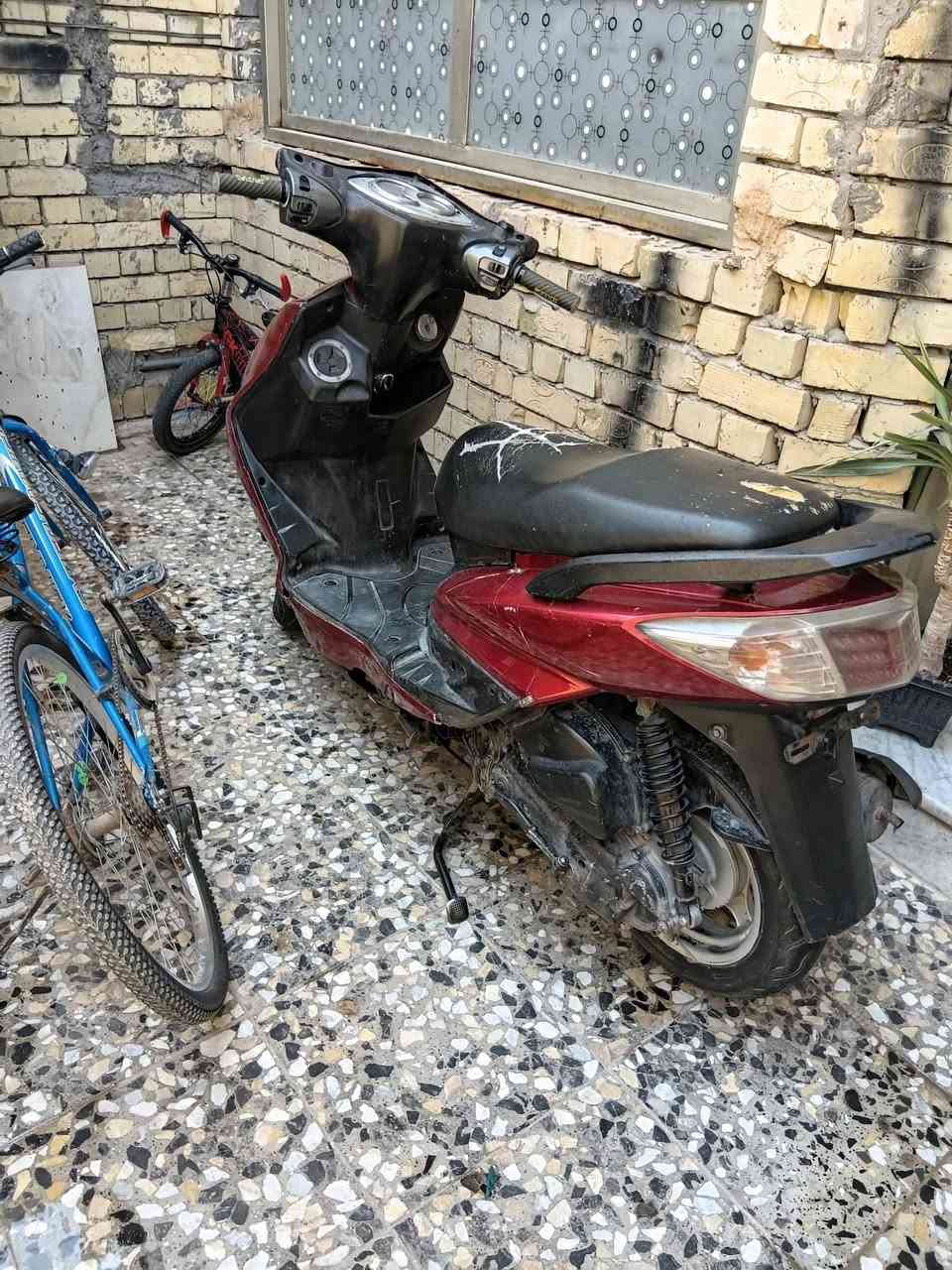 دراجه سكنس فحل نضيفه هندر سلف كهربايت كلها شغال محرك نضيف السعر 450 بيها مجل بصيط  ***********
