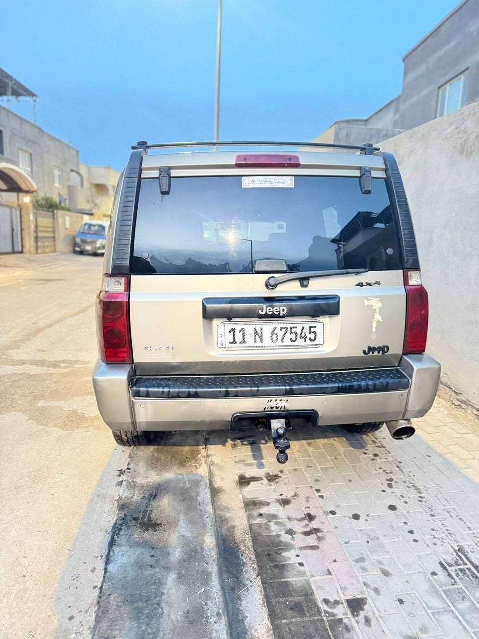 جيب كومندر ٢٠٠٦ بسمي رقم جديد محرك ٤/٧ بيه بخار وصوت خفيف وضربه خفيفه بالبجم وشويه خياس بالقماره مكانهه البصره السعر ٥٠ الاستفسار ***********
