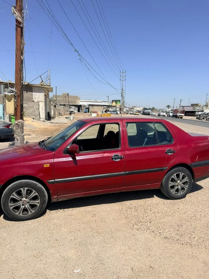 كولف موديل ١٩٩٣
رقم بغداد مميز 
تبريد فول 
كير مكينه خير من الله جدد 
السياره اي نقص مابيها 
بيع مستعجل السعر ٣٥ ورقة سنويه باسمي خمس سنوات هزه جديده 
صدر كامل مبدل حتى فرمممه كلشي جاهز 
السياره خير من الله 
***********  غيرر متواجد فيس
