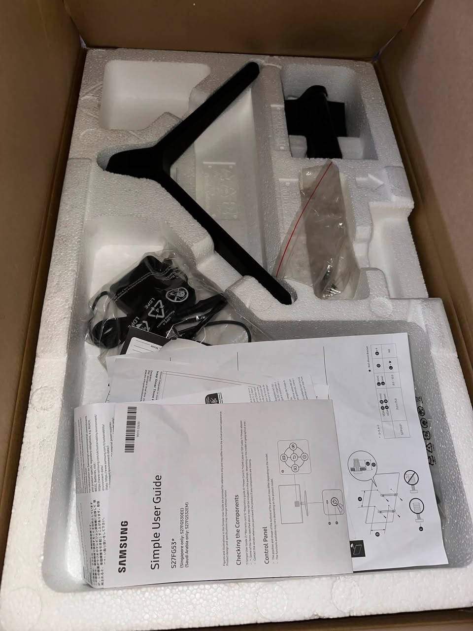 سلام عليكم عندي شاشه للبيع شاشه سامسونج نوع ips
2K 
٢١٠ فريم 
حجم 27
Samsung Odyssey G5

Free sync 
مواصفاتها /ms1
منع تأخير 
منع تمزق الشاشه 
التحكم في الدقه و الألوان 
إظهار ايم متعدد الأشكال و الألوان في نصف الشاشه 
وهواي ميزات بعد اكو سعرها 300 الف قفل الي ما يعرف بيهن لحد يكسر ب السعر الشاشه استخدام جداً قليل تعتبر أوبن بوكس رقمي واتساب ***********  مكاني بغداد
