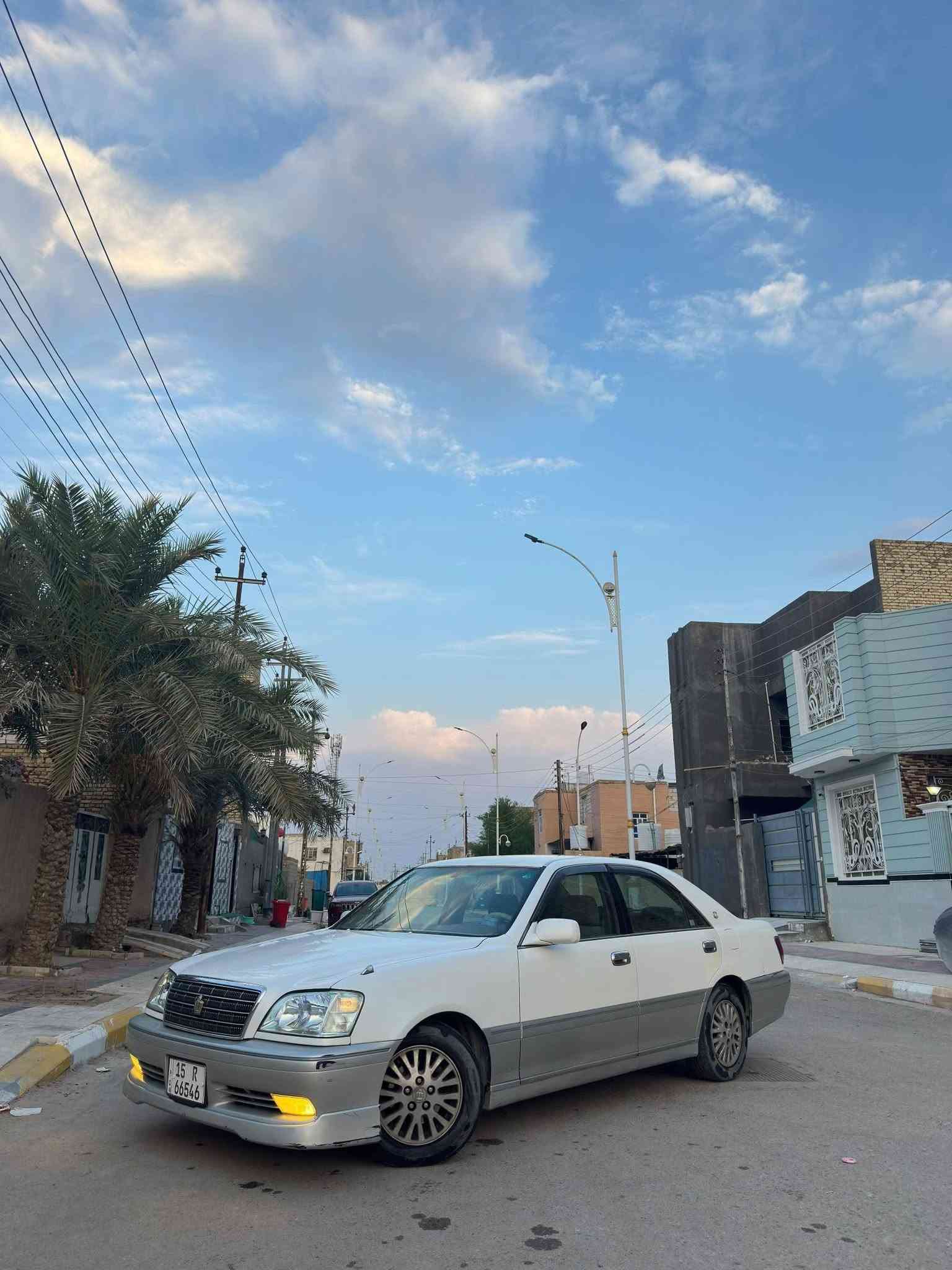 السلام عليكم 

🔹 سيارة ملكة 2003
🔹 كرستال أصل
🔹 اربع دگم فول بطن عدة الفتحة
🔹 مكينة vvt-i 
🔹 تحوير نجف
🔹 اصولية %100 تحويل ثاني يوم رقم دولي 
🔹 مكفولة من الكصة ونقل جثة 
🔹 علماً السيارة بيهة منظومة غاز 60 لتر 

🔹 السعر 120 والشراي يتدلل

واتساب ***********
