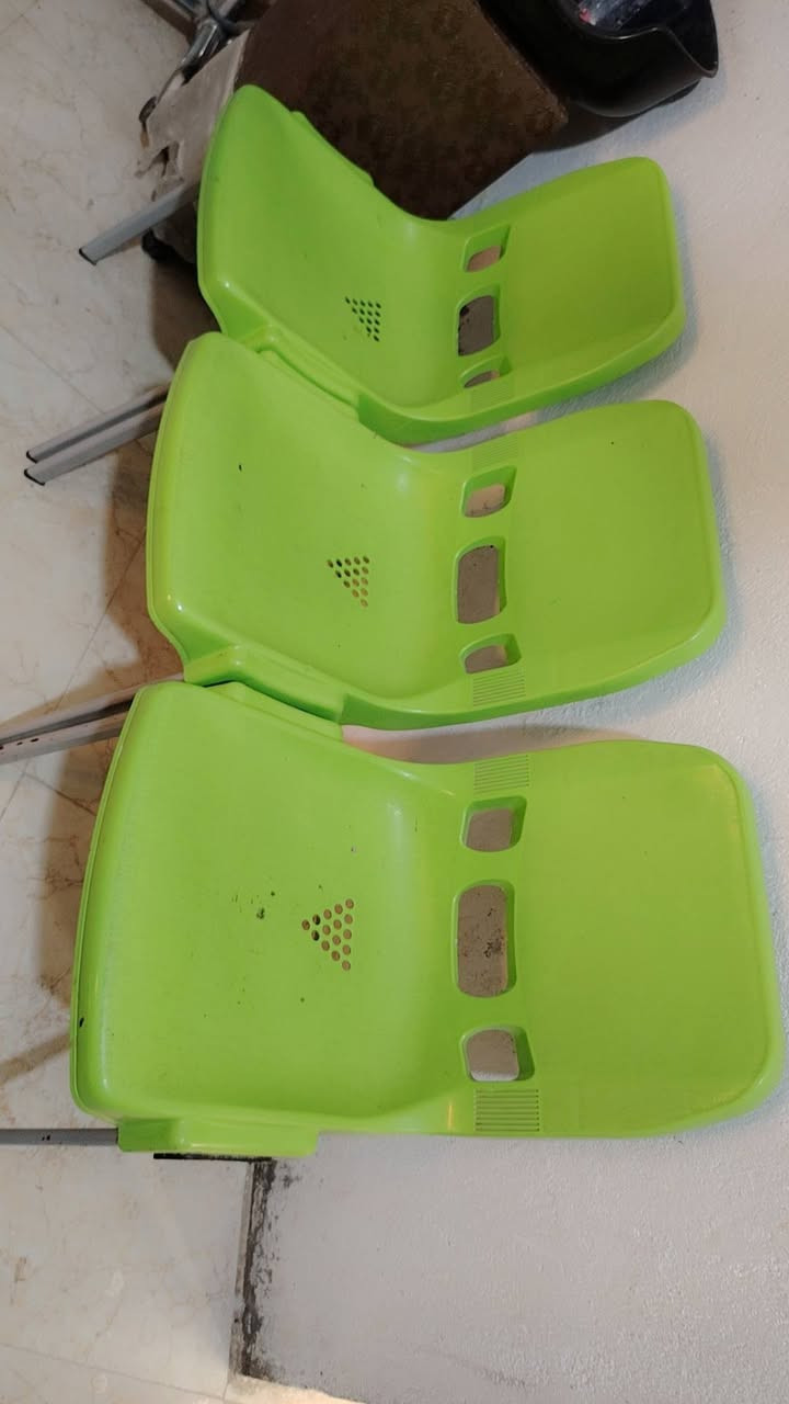أغراض صالون للبيع كلهن ابيعهن سوه سعرهن ٥٠٠ إتصال ***********
