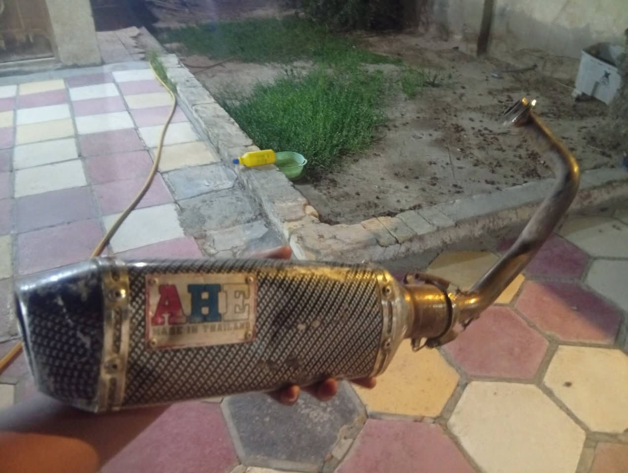 سلام عليكم صالصه رياضي لبيع سعر 20بيه مجال لخاص مقفول رقم الهاتف ***********
