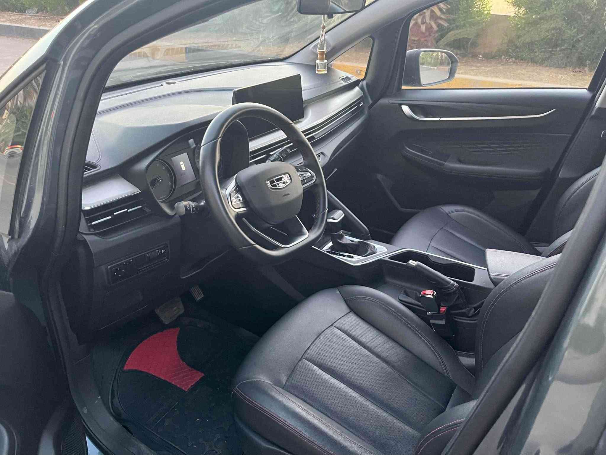 Geely GX3 2025
جیلی جی ئێکس مۆدیل ٢٠٢٥،
سفری شەریکەی باجگرە و زەمانی ٤ ساڵ و نیوی مایە و ١٦ هەزار کیلۆمەتر ڕۆیشتیە و هیچی نیە تەنانەت یەک ئینجی بۆیاخیش فەرقی نیە لەگەڵ ئەوەی تازە لە شەریکە دەرهاتبێت، مەکینە ١.٥ بێ تۆربۆ هەتا بڵێی بیدەنگ و کەم مەسروفە و سەیارەکی زۆر نەرمە و بڵندە، سەنەوی بەناوی خۆمە و تەحویل بەشەرت، هەزەی ٢٠٢٥ ە
مواسەفات:
٠کوشن جلد
٠هەر ٤ جام کارەبا
٠حەساسی پشتەوە + کامیرە
٠  سێ مۆدی ڕۆیشن (سپۆرت و ئاسایی و ئیکۆنۆمیک)
٠ شاسە ئایپاد و بلوتوز
٠  ٦ سپێکەری زۆر بەهێز و بەکواڵیتی

نرخ:١١٥$ مجال 

مۆبایل:*********** أربيل, العراق
