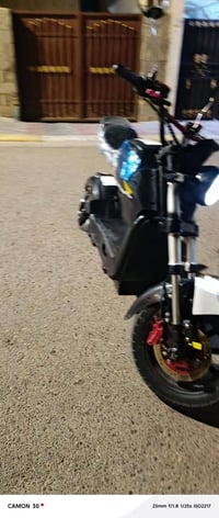 بطح شحن • ٢٠٠٠ واط • ست بطاريات