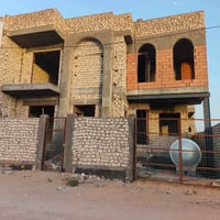 الرمادي شارع ٦٠ • هيكل طابقين • ٢٧٠م