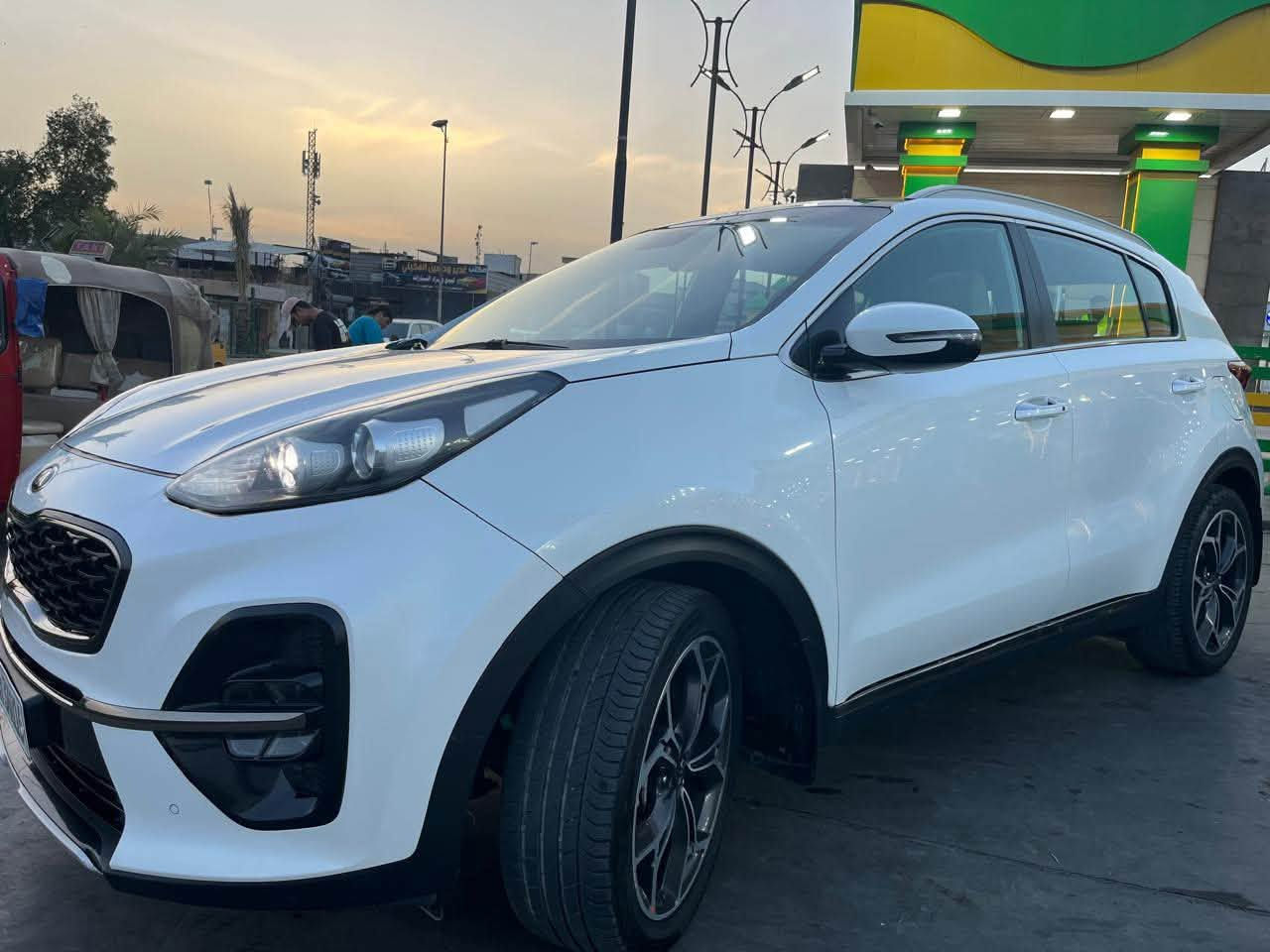 سبورتج جيتي لاين 2019 خليجي ماشية 105  الف محرك 2000 دوش فول مواصفات كير ومكينة كفالة  رقم بغداد مكاني بغداد  بأسمي *********** واتساب
السعر 172 وبيها مجال بسيط 🫆
