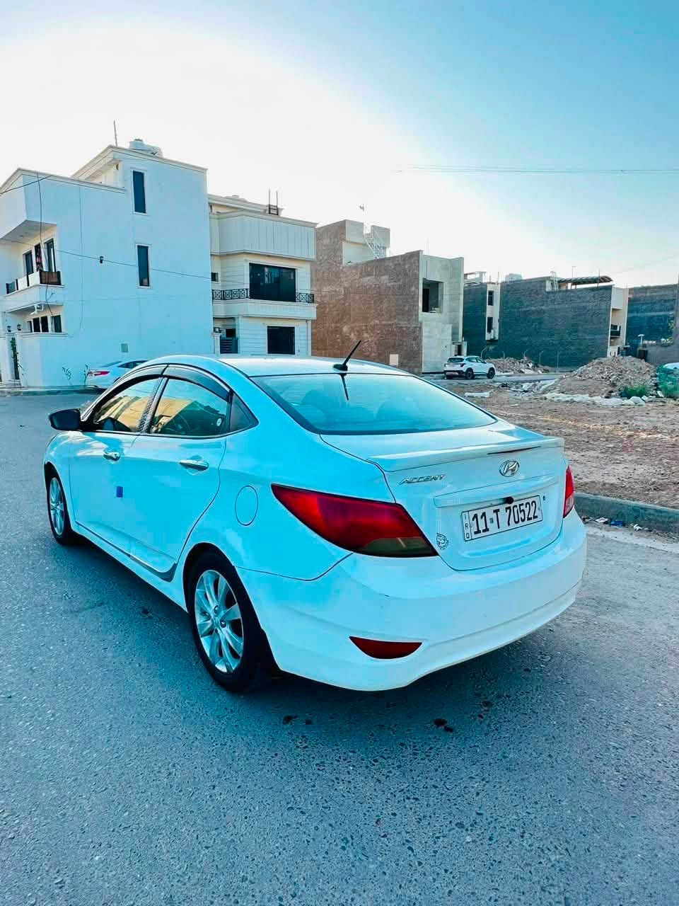 للبيع هونداي أكسنت 2016
رقم بغداد الجديد 
هزه جديده سنويه جديده بأسمي 
محرك 1600 
كير AT
صدر جديد 
تخم تاير جديد باتري جديد 
دوشمه كشنات شاشه وكامره خلفيه 
تبريد ممتاز 
سياره جاهزه من كلشي 
صبغ 3 قطع من امريكا  
السعر 88 ورقه 
مكاني الغزاليه 
***********
