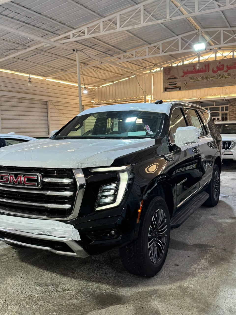 جمسي يوكن الفيشن 2026 زيرو
 حجم المحرك 5.3 V8 

 مفتاح التشغيل بصمة  

 تشغيل عن بعد 

بنوراما فتحت سقف

حساسات أمامية 

حساسات خلفية 

لايت زينون + LED 

 دخول بصمة ذكي 

 حجم الاطار R20 

 اشارة في المرايا الجانبية وكهرباء 

 ا ABS 

 دشبول شاشة ديجيتال 

 شاشة Apple Car play 

 سماعات سستم صوت شركه BOSE

 كاميرا دوارة 

لانارة الداخلية LED  

 مثبت السرعة Cruise 

 المودات والاوامر الصوتية 

 ا Bluetooth / T YPCE 

مخرج منفذ الطاقة 

مكان السياره بغداد 

واي استفسار ***********
