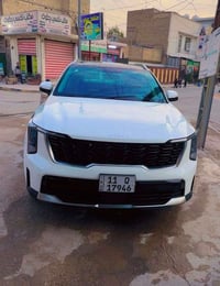 سلام وعليكم كياء سورنتو للبيع موديل ٢٠٢٥ سيارة الشركه الدوليه ام ضمان ...