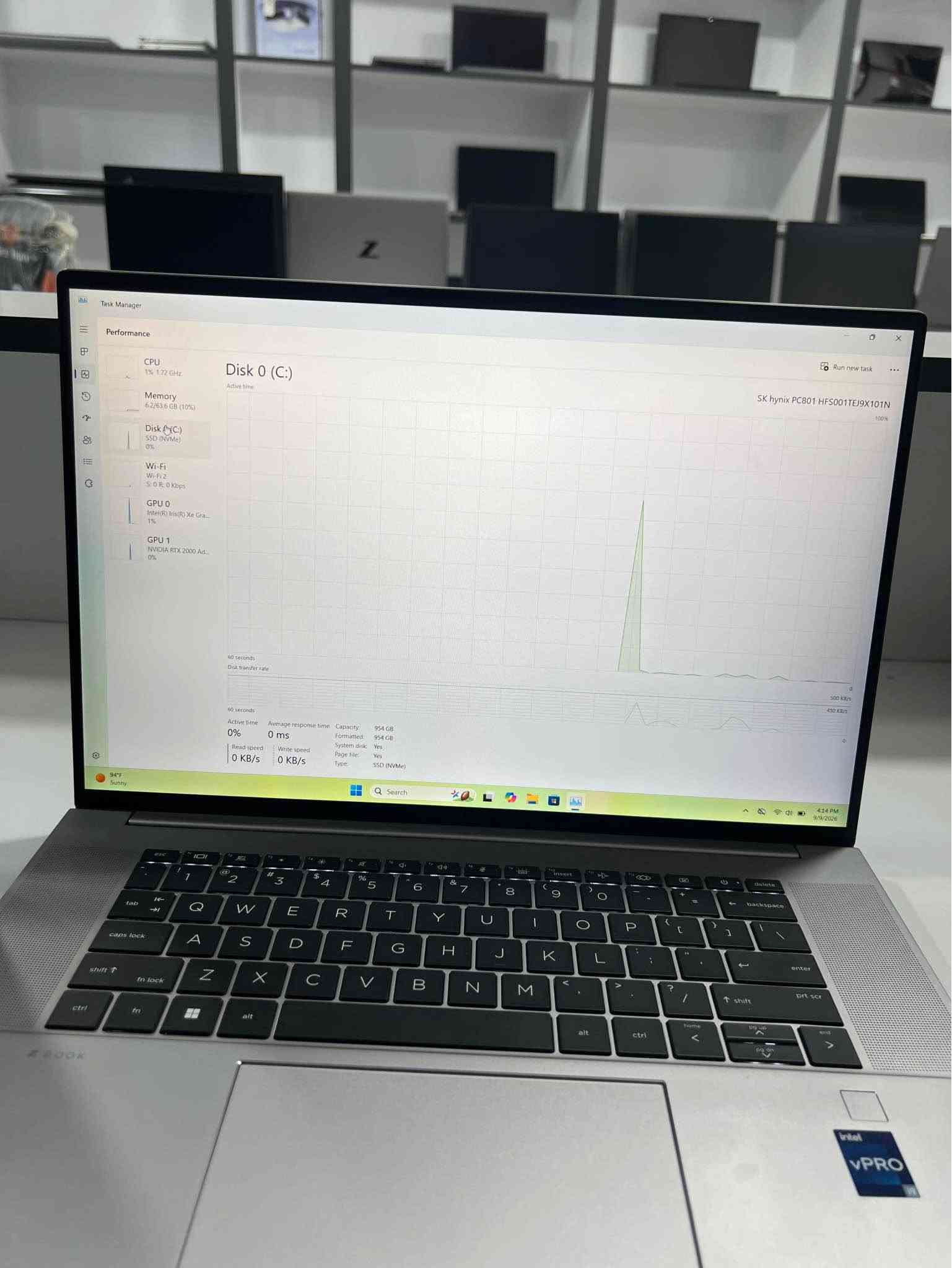 🔥 HP ZBook Studio G10 — وحش احترافي بكل معنى الكلمة!

⚡ Core i9-13H
🧠 RAM 64GB DDR5 5200MHz
🚀 1TB SSD NVMe
🎨 NVIDIA RTX 2000 8GB
🖥️ 16” FHD

💻 جهاز احترافي مناسب لـ:
▪️ الهندسة والتصميم
▪️ المونتاج والرندر
▪️ البرامج الهندسية الثقيلة
▪️ 3D وCAD
▪️ البرمجة والاستخدام الاحترافي

💰 السعر: 1250$

📍 أربيل – شارع سلطان مظفر

📞 *********** أربيل, العراق
