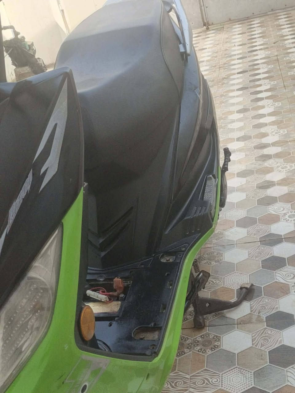 البيع دراجة ماكس عدله صيني دراجة خير من الله نكرت سلف بكل وقت نقص شي وحيد فقط هندر فقط مكاني ديالى تقاطع القدس السعر 300 وبيه مجال بصط ال مو شراي لا تعبنه ***********
