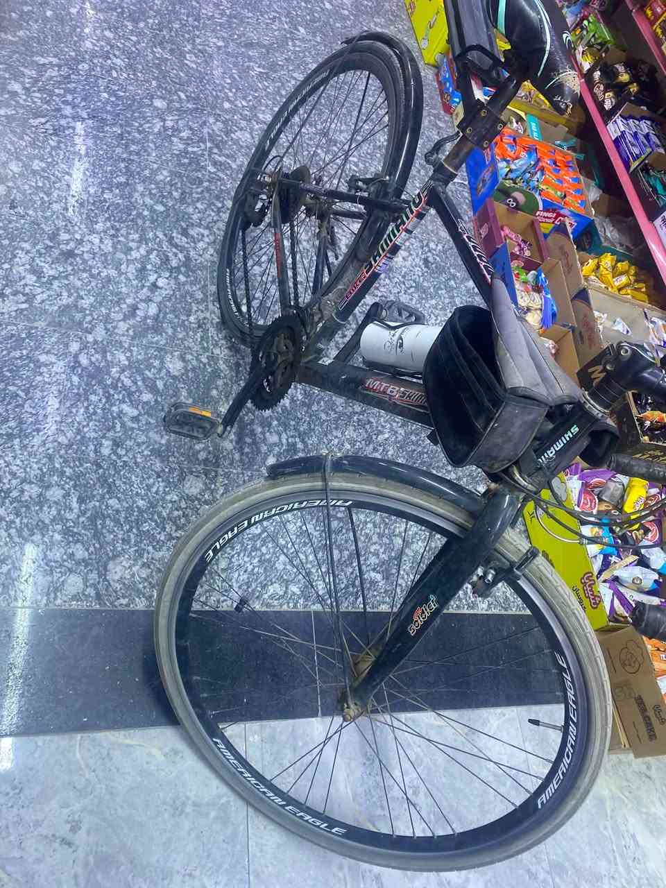 السلام عليكم بايسكل ياباني لبيع كله شغال بريكات مكينه كله شغال *********** فقط واتساب رايده 120 وبي مجال
