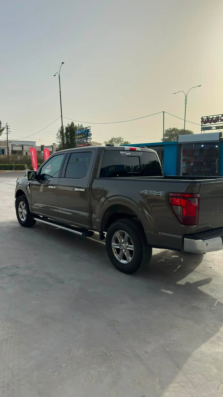 السلام عليكم
للبيع
F150 XLT 2025 V6
تون تيربو هايبرد
معروفه مواصفات ل XLT
وارد امريكي من امريكيا كلين و بل عراق صار بيها جاملغ امامي جه السايق و رجع بلادي رقم اربيل + تضليل بل سنويه + باج تخويل الشرايل يدخل خاص
***********
