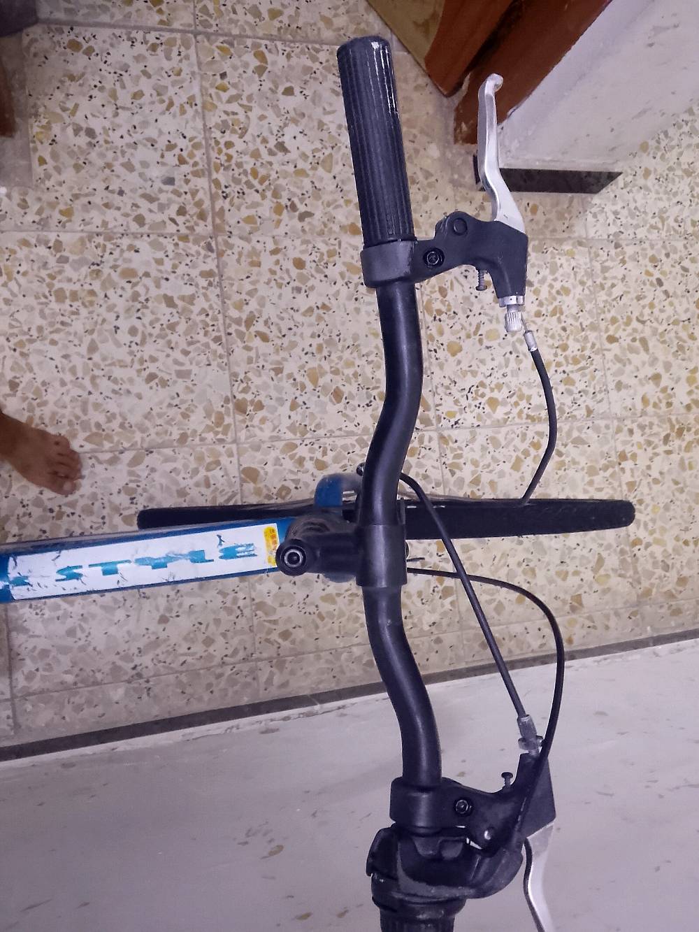 السلام عليكم باسكلC700 للبيع عوزه جاملغات وكشن وستان ويرجع جديد لان ممتفرغله يرجع جديد