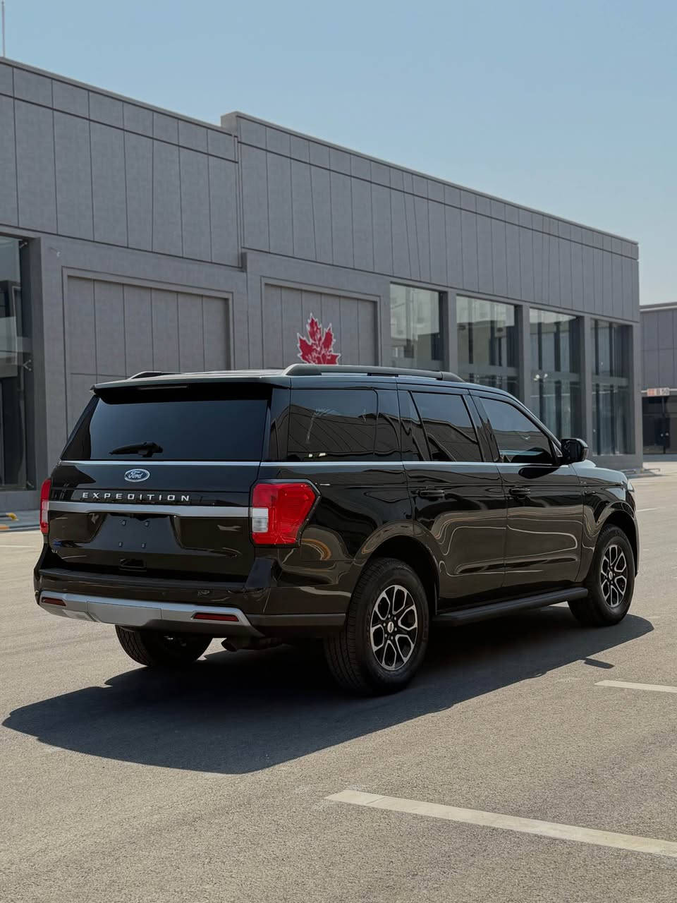 FORD EXPEDITION XLT 2024

فورد اكسبدشن اكس ل تي ￼2024 

ضرر  بونيد جاملغ تبدل شركة نفس لون

قتعة بخ امريكا

بدون دواخيل 

ارباك ستيرن مرجع سيستم 

83 الف ميل ماشي

سعر 295 بي مجال 

*********** أربيل, العراق
