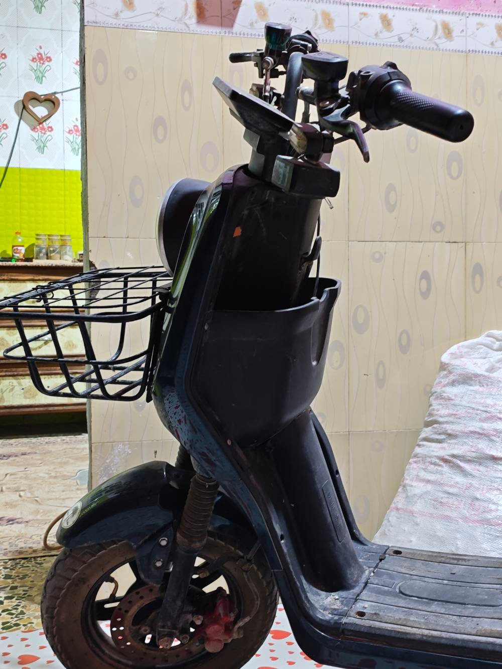 R9 • بطاريات جديدة • نظيف