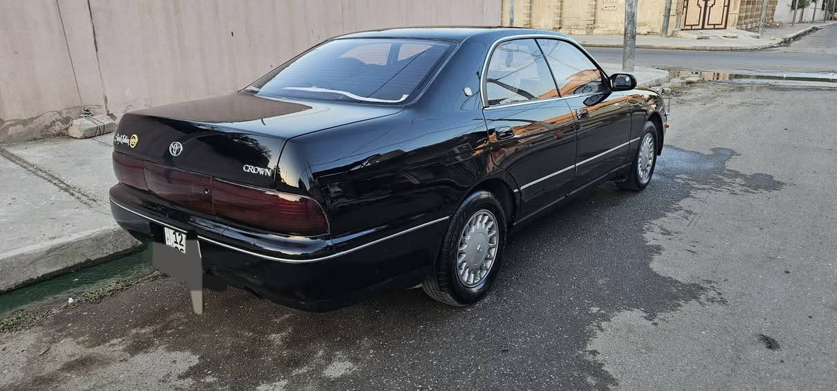 كراون بطه موديل 1992
السعر..69
رقم نينوى الجديد
الهزه قبل شهر مسويها 
تايرات قبل 5ايام طخم جديد
مري شفط 
بدون ضرر 
بدون صبغ
 بدون صرف
 بدون نفخ 
من النوادر تشوف هيج تحفه باقيه  نظيفه 
 مكانها موصل جانب الايمن 
سياره خام جديده ونظافه كدام العين 
للاستفسار اكثر  
***********
***********
